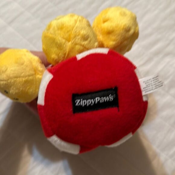 Zippy Paws Burrow Interactive Dog Toy Hide and Seek Squeaky Popcorn Bucket - Picture 7 of 12